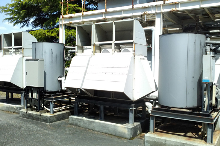 [Photo] Chiller (Cooling Water Circulation Equipment)